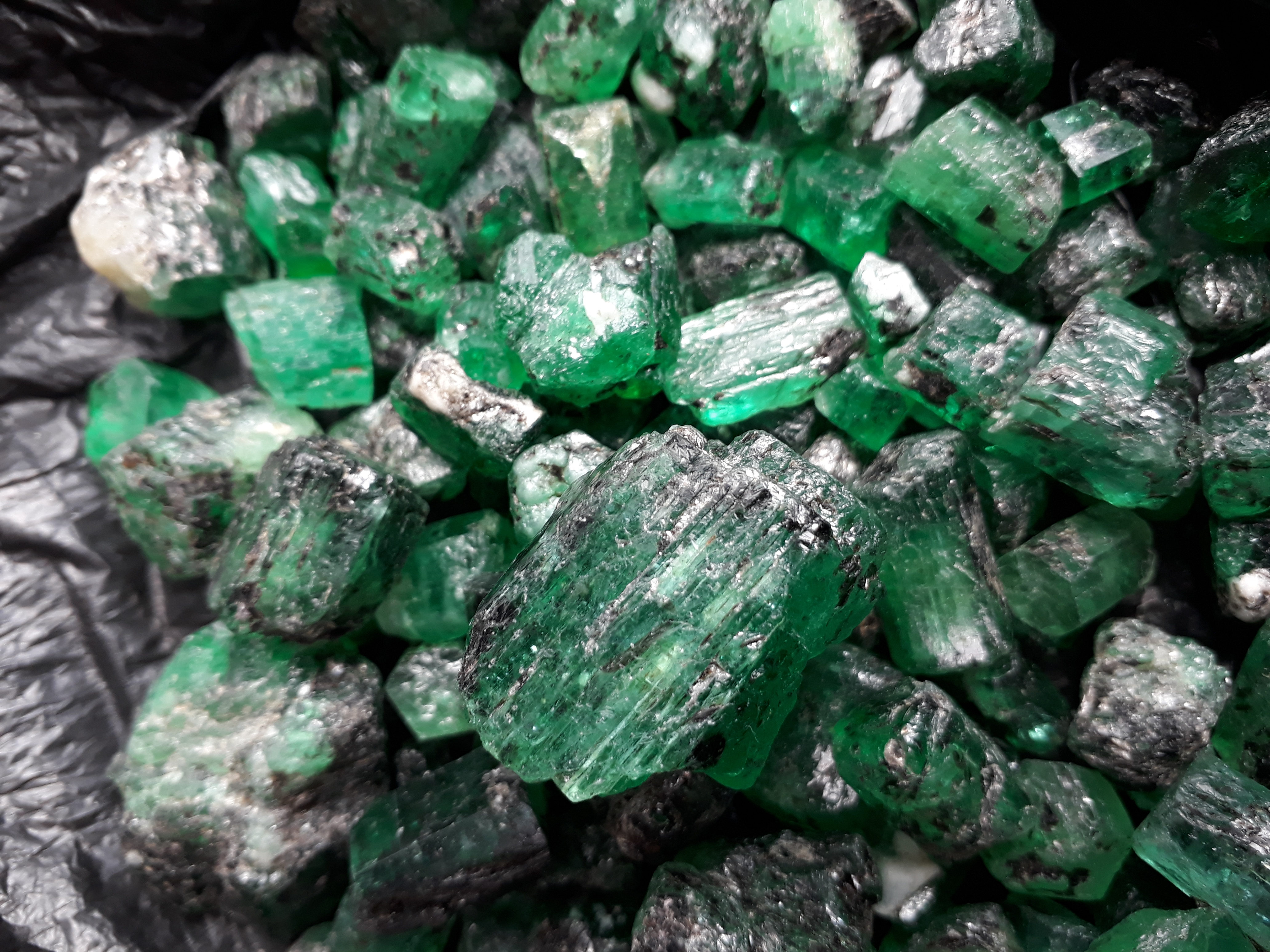 200 Gram Natural Rough Ethiopian Emerald Parcel