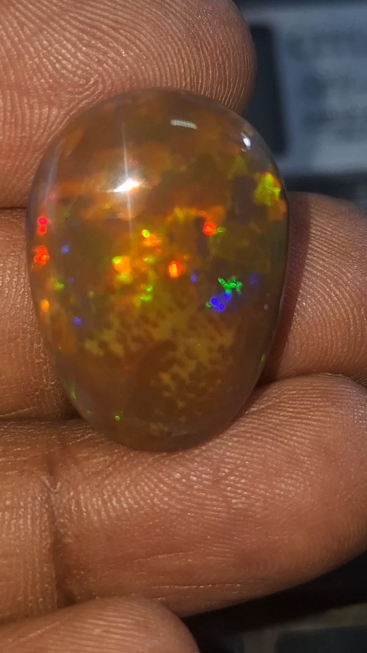 22 Carat Natural Ethiopian Welo Opal – Honey Fire 